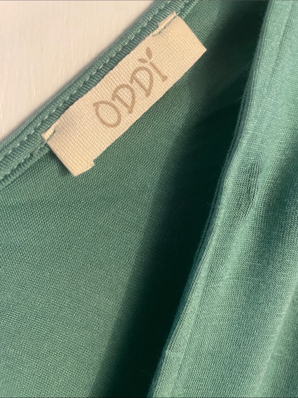 ODDY - Picture 2 of 6